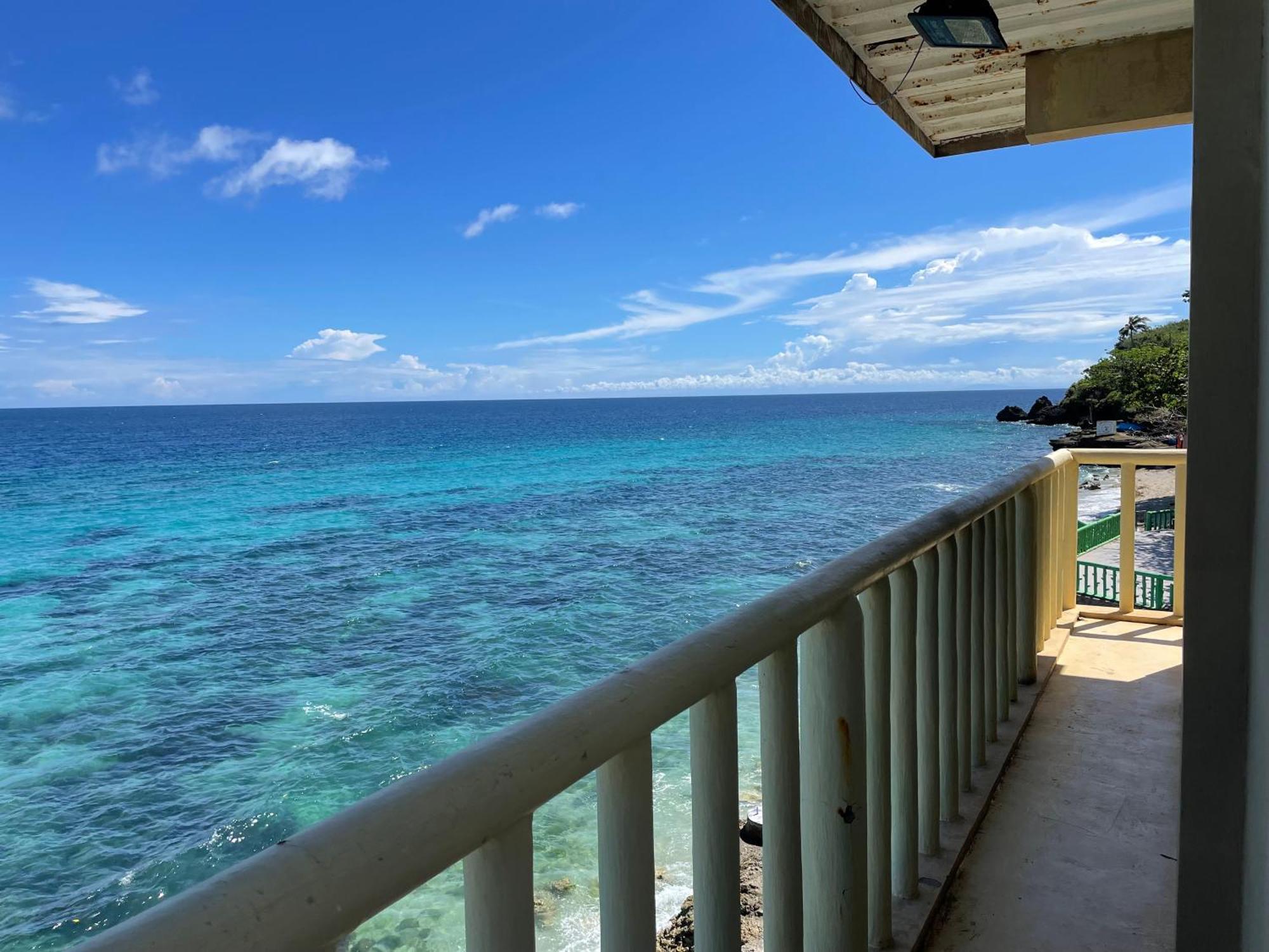 Oceanfront Beach Resort シキホール エクステリア 写真